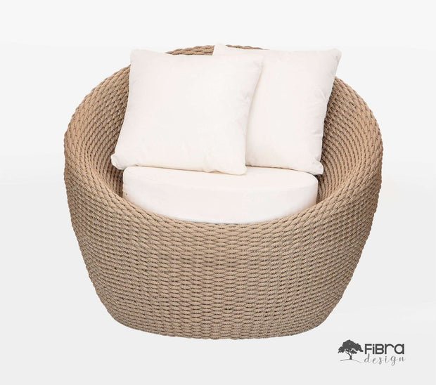 Poltrona Semi Obaulada  em Corda Nautica