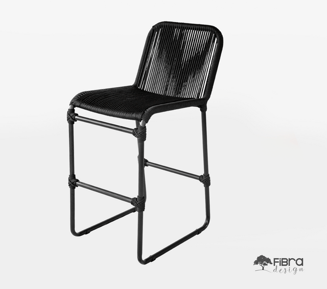 Conjunto Mesa Bistrô em Madeira Cumaru e Banqueta Retrô