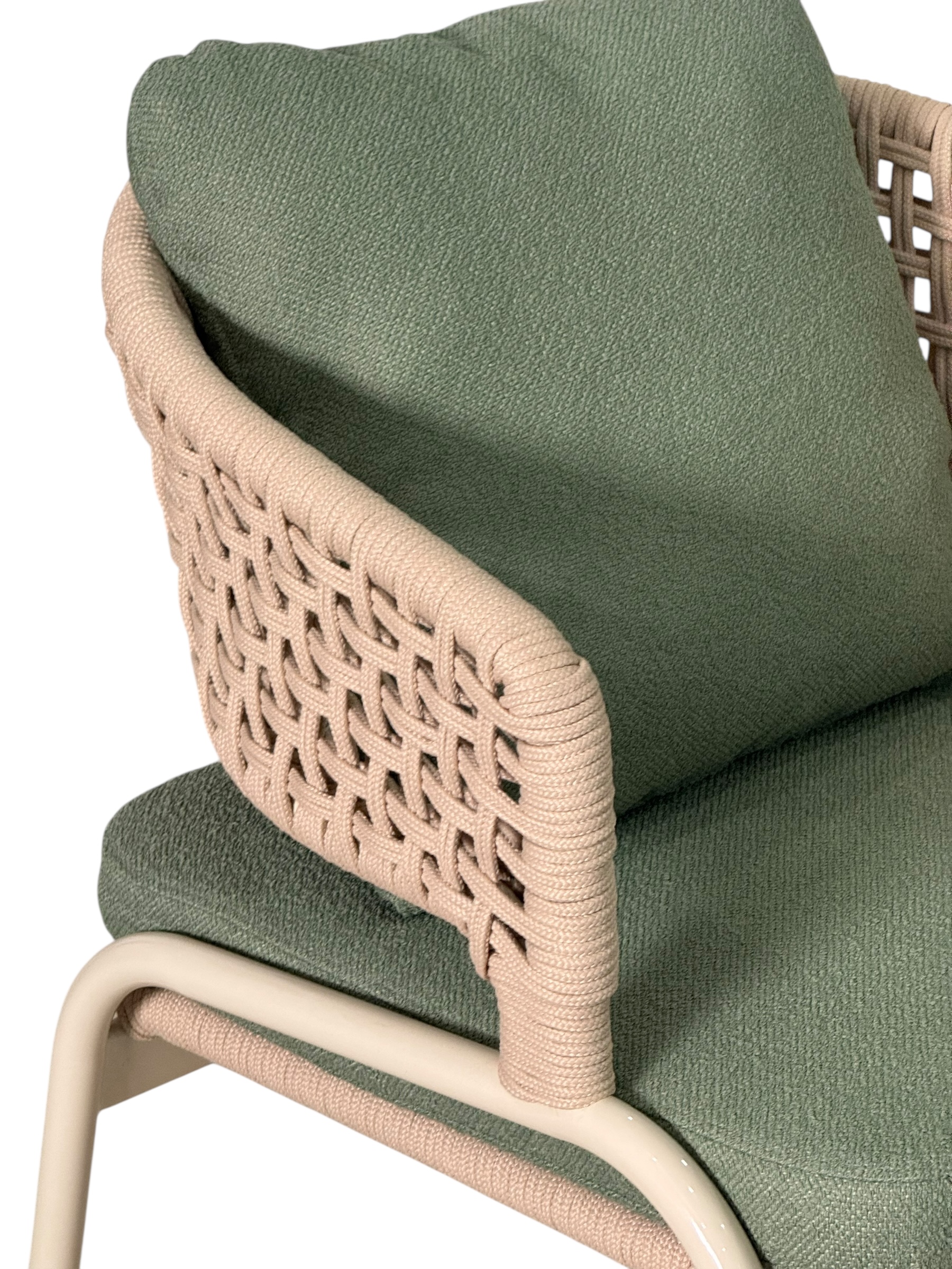 Photoroom_062_20251202_203055